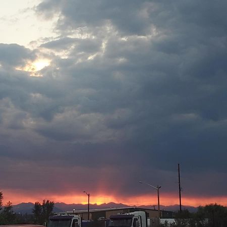Super 8 By Wyndham Henderson North East Denver Buitenkant foto